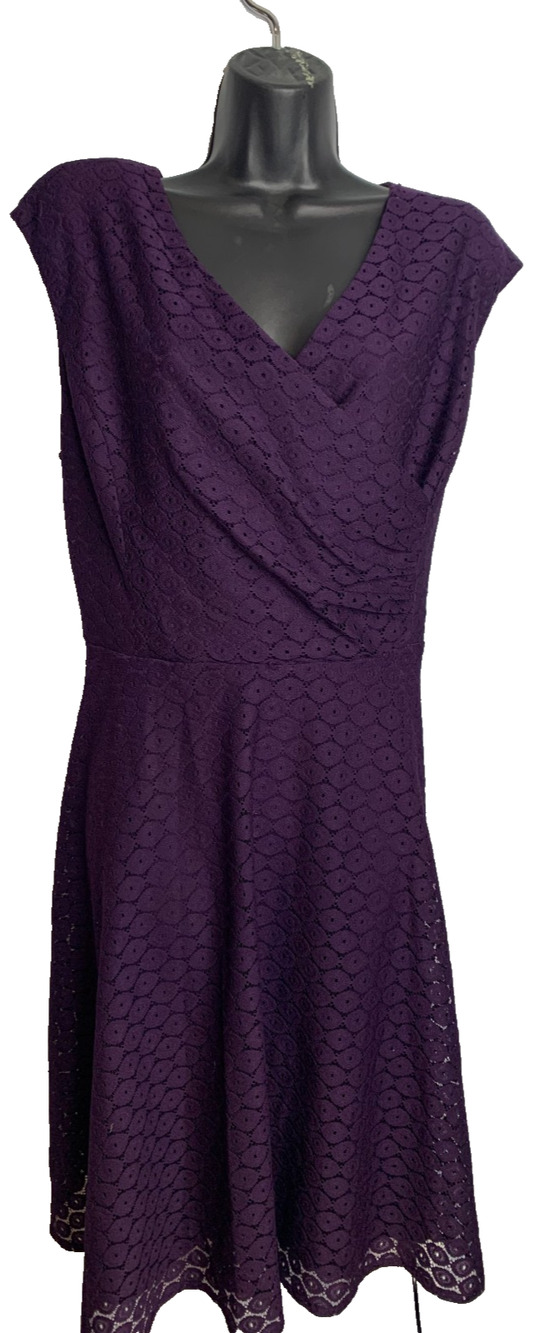 Black Label by Evan Picone Women's 16 Plum Purple Eyelet Dress